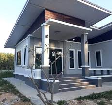 Rumah dengan pemilihan cat yang contohnya saja rumah minimalis, kebanyakan pasti akan memilih warna putih. Lingkar Warna 36 Contoh Model Dinding Depan Rumah Minimalis Inspiratif
