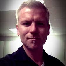 Jamie Lampman's Instagram, Twitter & Facebook