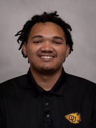 Donovan Henry's Instagram, Twitter & Facebook