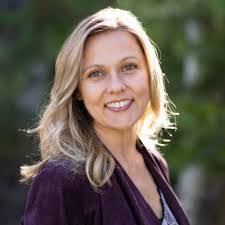 Erin Baumgarten's Instagram, Twitter & Facebook