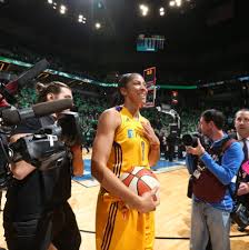 At the time of writing this article, nicole dated to be 10 years old and her sun sign is taurus. This Kid S Special Candace Parker Owned L A From Day 1 The New York Times