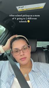 Lessly Rodriguez (@lesslymrodriguez)