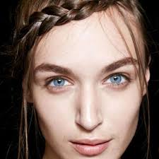 Lockenköpfe, frisuren mit mittelscheitel, sowie ponyfransen. Frisuren Testen Welche Frisur Passt Zu Mir Brigitte De
