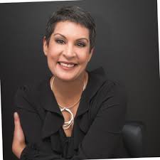 ☕ Need a Thursday morning dose of inspiration? 🚗 Last night I attended a  panel presentation