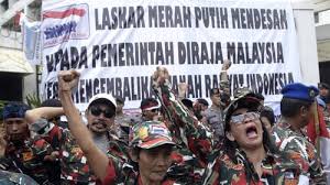 Meski ada program wajib belajar 12 tahun, namun jika hal tersebut tidak ditunjang dengan beberapa fasilitas dan program yang. Saat Ribuan Wni Ingin Menjadi Warga Malaysia Tirto Id