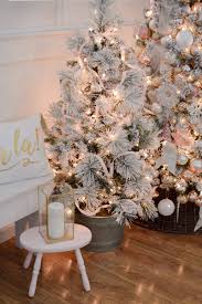 The best ideas on how to decorate a christmas tree for the new year. The Little Cottage At Christmas Fox Hollow Cottage