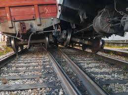 2,100+ Train Accident Stock Photos ...