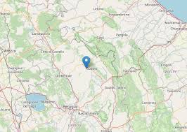 Con una superficie di 8.456 km² (dei quali 6.334 nella provincia di perugia e 2.122 nella provincia di terni) ed una popolazione di 865 013 abitanti, è l'unica regione non situata ai confini politici o marittimi dello. Terremoto In Umbria Lieve Scossa Avvertita A Gubbio Dati E Mappe