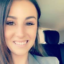 Rebekah Singleton's Instagram, Twitter & Facebook