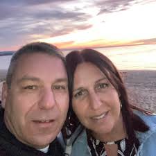 Le niveau d'antiaméricanisme de Québecor est juste délirant. Se rend-il  compte qu'il nuit à son chouchou PSPP et à son projet souverainiste en  solidarisant les Québécois avec Ottawa par la diabolisation des