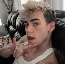 Majority of wesley's money comes from being a instagram star. Wesley Tucker Packs Explore Tumblr Posts And Blogs Tumgir