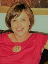 Jennifer Dameron's Instagram, Twitter & Facebook