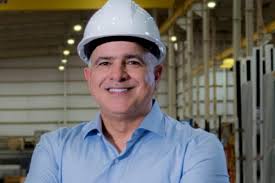 Christian daes y todas las noticias de colombia y el mundo en w radio. Entrevista Con Christian Daes Director De Tecnoglass Sobre El Aumento Del Salario Minimo Barranquilla Colombia Eltiempo Com