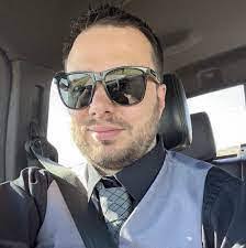 Larry Toothman's Instagram, Twitter & Facebook