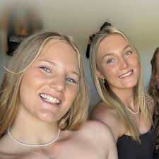 Any uni's that offer a ECT/primary degree where you can choose when and  where to do your placements throughout the year?