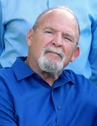 Denis Laroche's Instagram, Twitter & Facebook