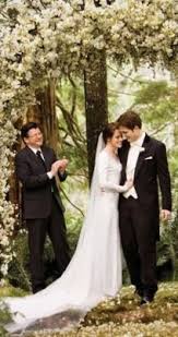 Breaking Dawn Tumblr Twilight Wedding Twilight Pictures Bella And Edward Wedding