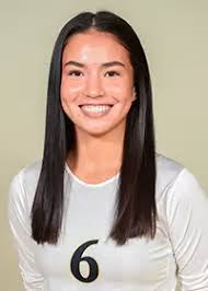 Sarah Barham's Instagram, Twitter & Facebook