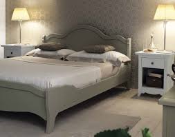 Comodini tortora e giro letto pvc effetto legno. Letti Matrimoniali Tabia In Vero Legno Massello Online