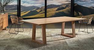 dining tables round, wood & concrete