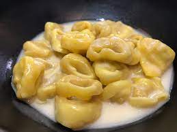 Maybe you would like to learn more about one of these? Tortellini In Crema Di Parmigiano Bild Von Franceschetta 58 Modena Tripadvisor
