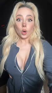 Elena Sainte (@Elenasainte1)  X