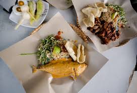 20.000 porsi nasi goreng untuk buka puasa, pecahkan rekor muri. Nasi Kerabu Panji For Blue Rice Salad In Kota Bahru Malaysia