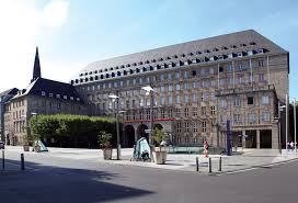 Die stadt bochum, die polizei bochum und der vfl bochum 1848 appellieren erneut an die fans seit dieser woche zieren insgesamt 77 blumentöpfe die innenstadt und machen die straßen zu. Neue Innenstadt Bochumer Stadt Und Studierendenzeitung