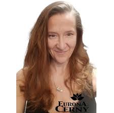 Dva vánoční indiáni.... 75cm, hrot ocel 14260, dřevo jasan... Gunstock War  Club, neboli pažbový tomahawk inspirovaný mušketami vojáků při kolonizaci  Ameriky v 16.st 💪🍀 Znáte film Poslední Mohykán? 😊