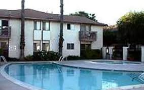 The swimming pool also provides changing rooms and other amenities. Houses For Rent In Bellflower Ca Rentals Com