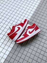 Air Jordan 1 Retro Low Gym Red 553558 611 Red White In 2020 Air Jordans Air Jordans Retro Jordans