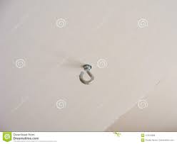Wyxhkj haken, nettes eichhörnchen haken klebender eichhörnchen wand haken aufhänger schlüsselregenschirm tuch kappen mantel haken selbstklebend spurlos haken für decke bad küche badezimmer co. Ose Schraube Zum Von Sachen An Einer Wand Oder An Einer Decke Haken Zu Regeln Auf Der Decke Stockbild Bild Von Hund Befestigen 110519389