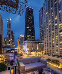 Savor A Drink With A View In Chicago Dujour Chicago Hotels Chicago Pool Peninsula Hotel Chicago