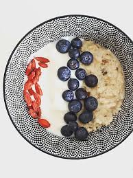 Warum Acai Bowls Das Ultimative Superfood Sind Lecker Perfektes Fruhstuck Lebensmittel Essen