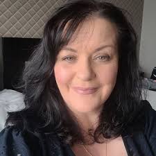 Imelda Kearns💋 (@meldyke)