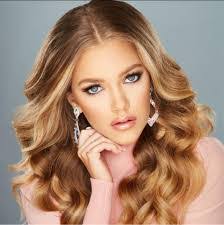 Grace Dowdy's Instagram, Twitter & Facebook