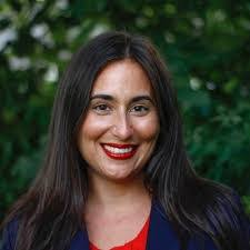 Tami Dowd's Instagram, Twitter & Facebook