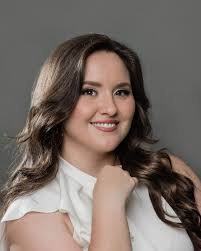 First runner-up to Miss Cayman Islands Universe 2022, Miss Hayley Grizzel  resigned from December 2022. This is why the 3rd runner-up has now become  the 1st runner-up. Who can blame her? Poor