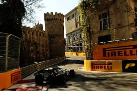 Können vorerst nicht mit ihren autos durch die altstadt von baku rasen: Offiziell Auch F1 Rennen In Baku Verschoben Sky Sport Austria