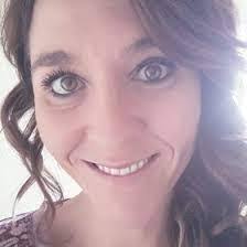 Kindra Mellington's Instagram, Twitter & Facebook