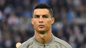 .operasi plastik, karena melihat transformasi ronaldo sejak ia di old trafford saat berusia 18 baca juga: Berbagai Cara Cristiano Ronaldo Menampankan Diri Dari Suntik Botox Hingga Operasi Plastik Tribunnews Com Mobile