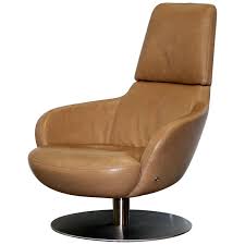 Protection trade srl via giorgio morandi, 22 04020 itri (lt) how do you contact the relevant authorities to make a complaint? Rare Made In Italy Natuzzi Brend Swivel Armchair Aged Brown Leather At 1stdibs