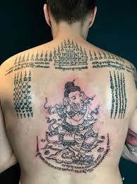 Voir plus d'idées sur le thème tatouage tibetain, tibétain, dessert sans lait. Tatouage Tibetain Homme Language Fr 1001 Idees Tatouage Symbole Bouddhiste Empreint De