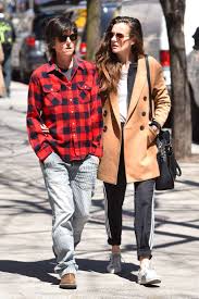 Notaro's documentary, called tig, follows the aftermath of her cancer diagnosis and the death of her mother — but it also documents the entirety of her relationship with allynne. Stephanie Allynne And Tig Notaro Out In New York 03 Gotceleb