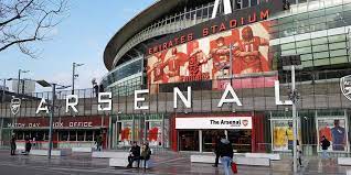 Originally it was known as the städtisches stadion ˈʃtɛtɪʃəs ˌʃtaːdi̯ɔn (english: Fc Arsenal Emirates Stadium Reisefuhrer Sport Und Events Dfds