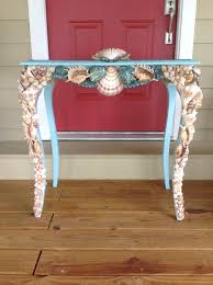 A Beautiful View Of This Shell Table By Lauren Www Thequeensdesigns Com Sea Shell Decor Seashell Bathroom Decor Beach House Decor