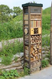 Insectenhotel Van Www Maiktuinen Nl In De Wilde Weelde Wereld Te Appeltern Insect Hotel Pollinator Garden Design Bug Hotel