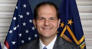 Mindy Medley acquires 720 N. Larrabee St. 912, Chicago