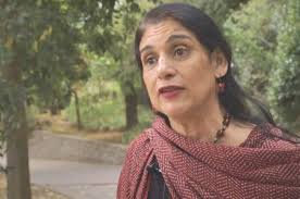 R. Aída HERNÁNDEZ CASTILLO