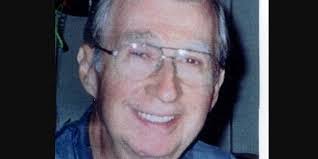 Lee Vandenberg's Instagram, Twitter & Facebook